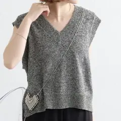 mystic スパンコールニットベスト