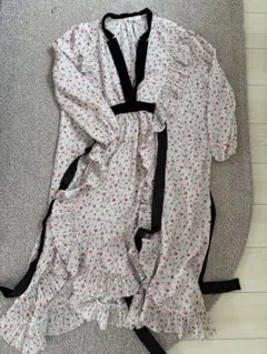 GHOSPELL 花柄ワンピース