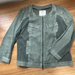 オリーブグリーン ノーカラージャケット　薄手