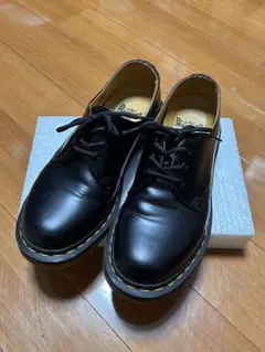 ドクターマーチン 革靴