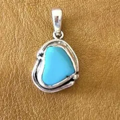 【定価8.600円】天然石ターコイズ ペンダントトップ silver925