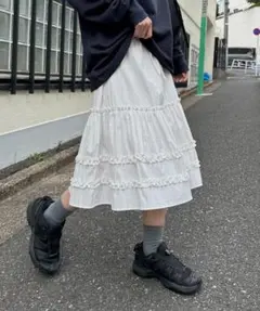 umm. DISCOAT ティアードミドルスカートのサムネイル