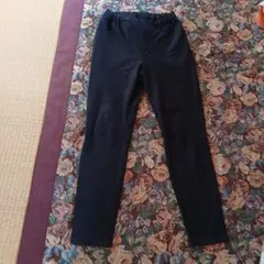 シンプルライフ 黒ゴムウエストスリムフィットパンツMサイズ