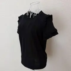 ジルスチュアート　フリルカットソー ブラックのサムネイル