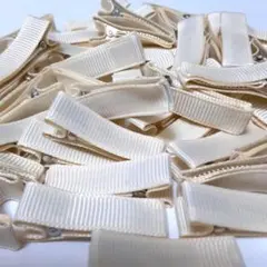 ベビークリップ　アイボリー　約35㎜×10㎜　ハンドメイド　やっとこ　ヘアピン1