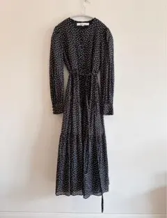 ティッカシャドードットサテンリボンスリーブキーネックワンピース紫紺