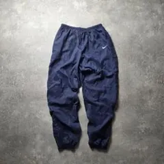 Item thumbnail for item 21fff4b8-2182-485c-b54e-e3fbd3bf698c