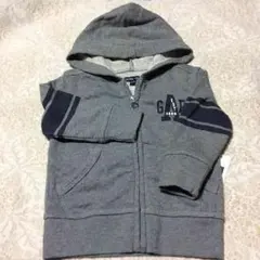 新品☆2点目以上割引有☆babyGAPパーカー80