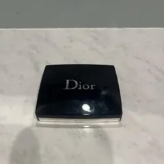 Dior サンククルールクチュール　879 ROUGE TRAFALGAR