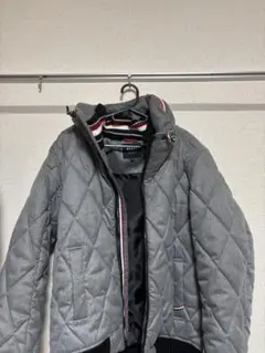 グレー キルティング ダウンジャケット