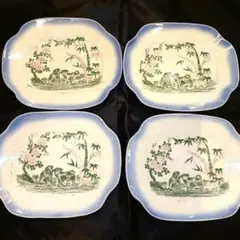 明治　大正　印判皿　小犬の柄の印判皿 隅長角皿 4枚セットです。アンティーク皿