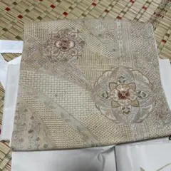 Item thumbnail for item 63b7f82c-b48a-4ca3-9e39-f61c7fc8d4d6