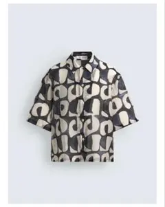 【ほぼ未使用】ZARA 総柄 半袖シャツ