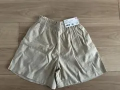 【新品未使用】ユニクロ　ベージュショートパンツ 130サイズ