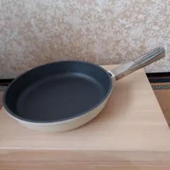 Item thumbnail for item a457ae97-3ebd-4ccb-82fe-345b54aaaf56