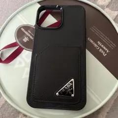 プラダ iPhoneケース サフィアーノレザー 三角ロゴ 黒12.13.14 - メルカリ