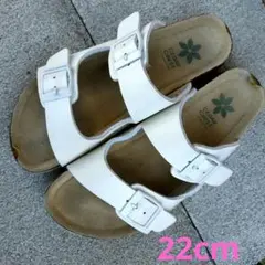セダークレスト　サンダル　22cmのサムネイル