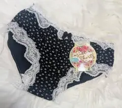 ブラック系 ★ ホワイトレース小花柄タグ付きタンス整理品 ★彡.。のサムネイル