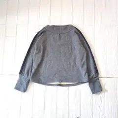 美品 クロップドトレーナー 裏起毛 スウェット 袖ライン カジュアル シンプル