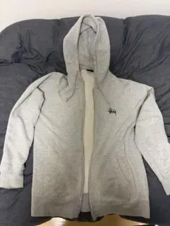 Stussy グレー フルジップパーカー