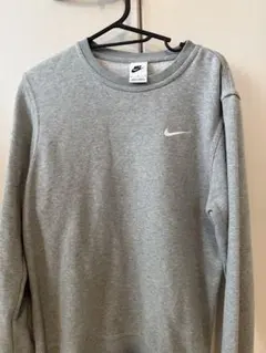 Nike グレー トレーナーのサムネイル