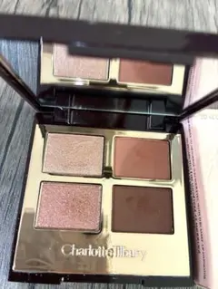 Charlotte Tilbury PillowTalk アイシャドウのサムネイル