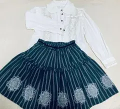 フェリシモ童話シリーズ アリス ブラウス　アクシーズ スカート　セット