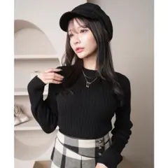 LIP SERVICE ロゴポイントモックネックリブニット