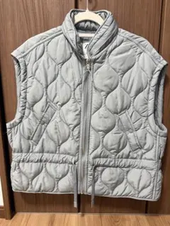 ZARA キルティングダウンベスト　L
