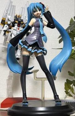 初音ミク　フィギュア