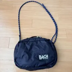 BACH ブラック サコッシュ