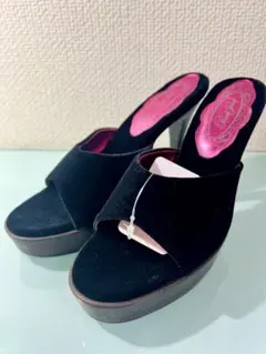 【新品】ピーチジョン ハイヒール　サンダル ピンク ブラックのサムネイル