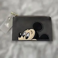 ディズニーストア　ミッキー　フラットポーチ　ポーチのサムネイル