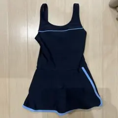 ワンピース水着 ネイビー スカパンタイプ　サイズ150