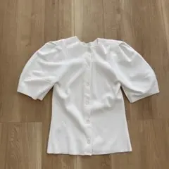 スナイデル　パフスリーブニット　ホワイト