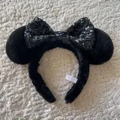 スパンコールリボン ふわふわカチューシャ（黒）