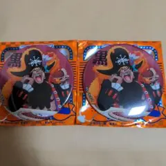 ワンピース麦わらストア　輩缶バッジGOURMET　ティーチ2個　黒ひげ