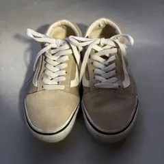 Item thumbnail for item f6d4778a-1002-4e55-a62c-4665d2682fb6