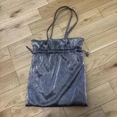 and mikka シルバー ストライプ バッグ