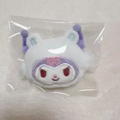 ちいかわ　サンリオ　シークレットヘアクリップ　モモンガ