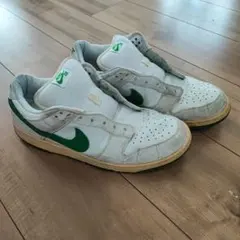 NIKE DUNK LOW PRO SB ホワイト/クラシックグリーン