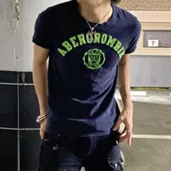 00s Y2K アバクロ Tシャツ ピチT ロゴドン 立体ロゴ ネイビー