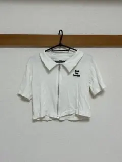 ジッパー付きホワイトポロシャツ 半袖 WEGO