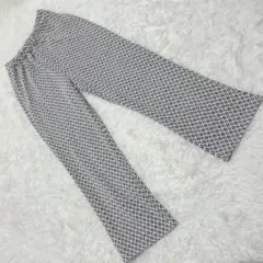 『アースミュージックアンドエコロジー』 (F) 総柄ニットパンツ ウエストゴム