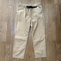 ナイロンパンツ