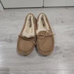 UGG モカシン スリッポン ブラウン２６cmのサムネイル