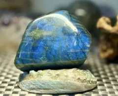 カナダ産 ラブラドライト（ブルーシラー） Amulet〜アミュレット〜