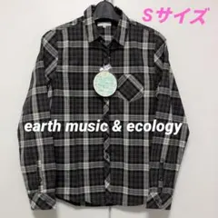 ★未使用品 earth music&ecology アース　緑系チェックシャツ