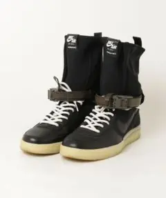 【即購入ok】ハイカットスニーカー【NIKEコラボ】のサムネイル