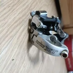 シマノ XT フロントディレイラー 31.8mm（FD-M750）※匿名配送 - メルカリ